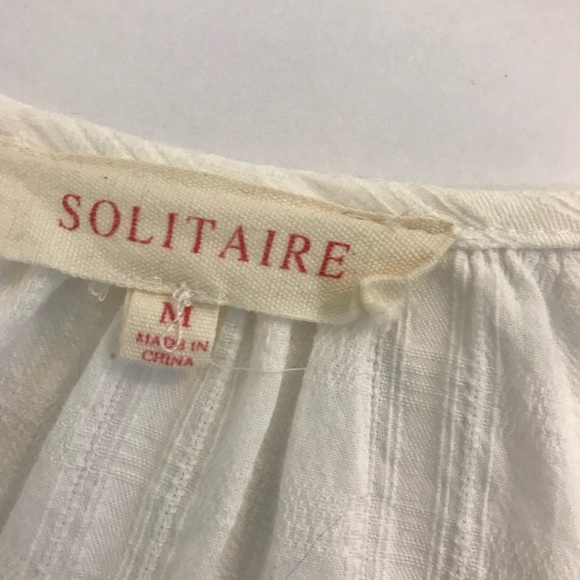 Solitaire Embroidered Puff Sleeve Blouse - Picture 7 of 9
